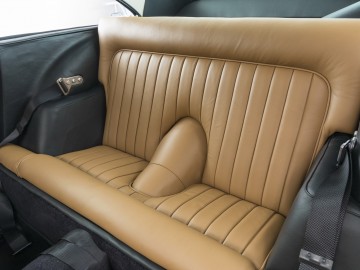 Unikatowy Aston Martin DB4 do kupienia